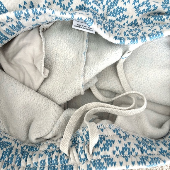 Nike Sportswear Club Fleece Holiday Sweatpants Blue White Snowflakes Jogger - Picture 10 of 10